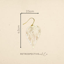 Load image into Gallery viewer, Dainty gold Silverado leaf dangle earrings [gold]
