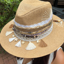 Load image into Gallery viewer, Ivory Coastal Panama Hat [natural]
