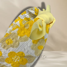 Load image into Gallery viewer, Daisy floral bow Alice band [yellow/white]
