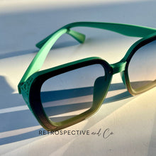 Load image into Gallery viewer, Odean Oversized Square Sunglasses [Green]
