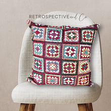 Load image into Gallery viewer, Retro Crochet Cushion Cover [50 x 50cm]
