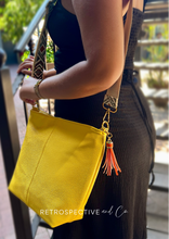 Load image into Gallery viewer, Cross body tote handbag [yellow]
